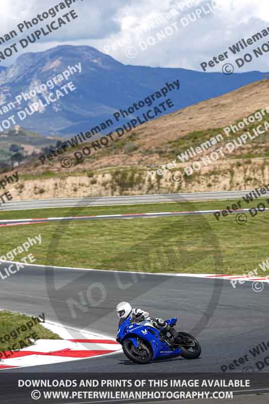 cadwell no limits trackday;cadwell park;cadwell park photographs;cadwell trackday photographs;enduro digital images;event digital images;eventdigitalimages;navarra;no limits trackdays;peter wileman photography;racing digital images;trackday digital images;trackday photos